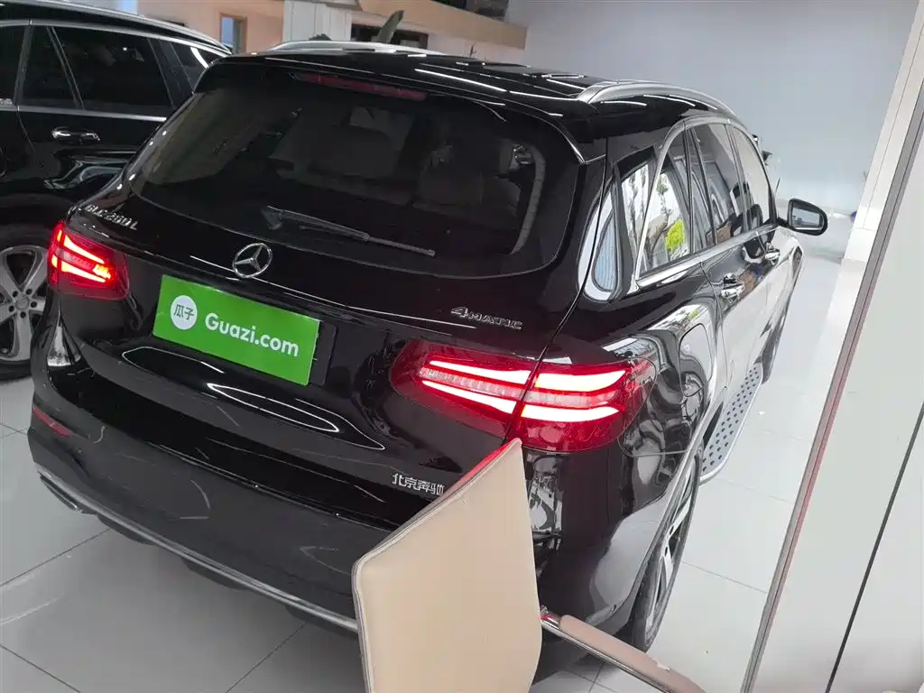 Mercedes-Benz GLC 2019 GLC 260 L 4MATIC Luxury фото 5