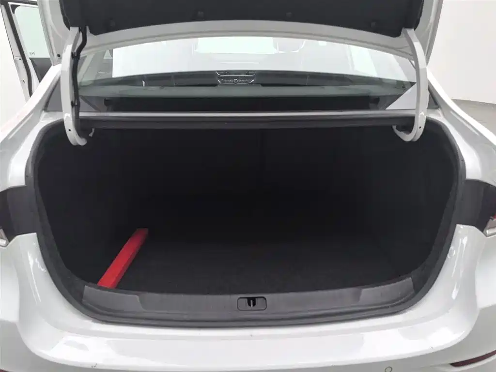 Buick Excelle 2019 18T Auto Connected Elite China VI фото 16