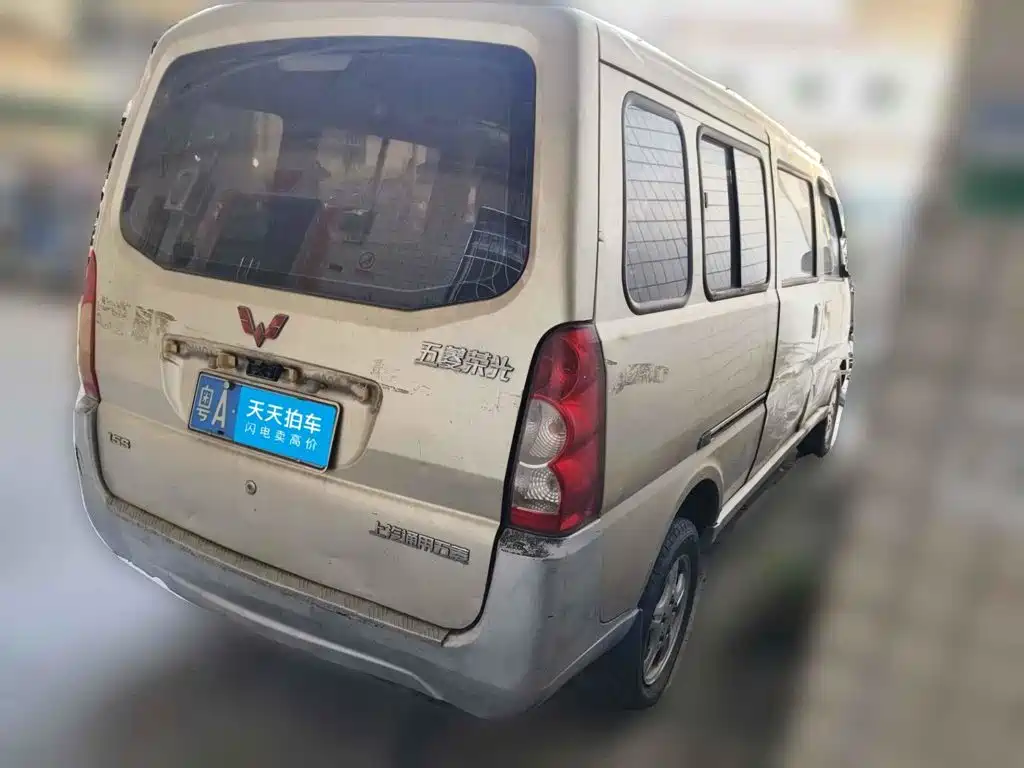 Wuling Motors Wuling Rongguang 2013 2012 1.5L Extended Standard Model