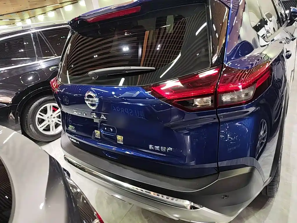 Фото 6 - Nissan X-Trail