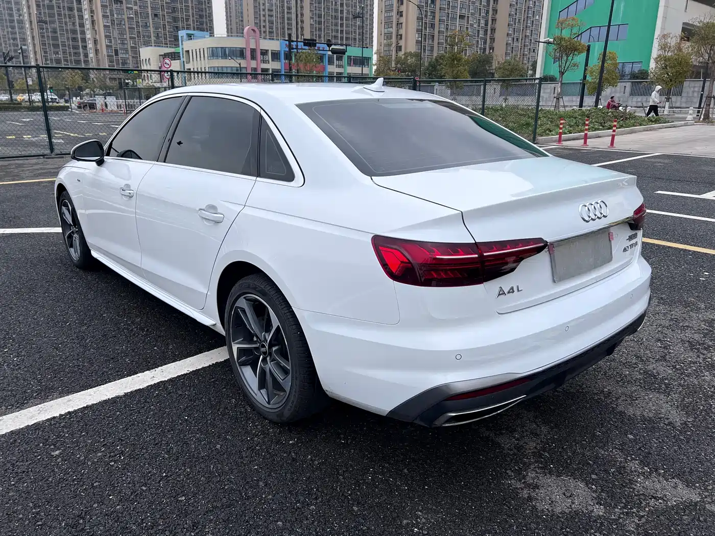 Audi A4L 2022 40 TFSI Fashion Dynamic фото 7