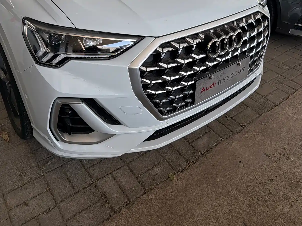 Audi Q3 2024 2024 35 TFSI Fashion Sport