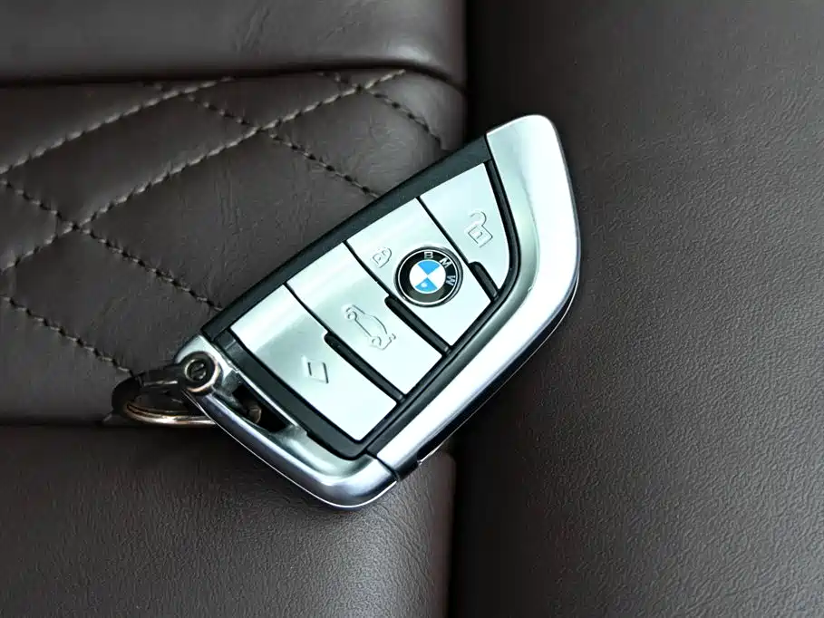 BMW 7 Series 2021 Model 730Li Luxury Package фото 40