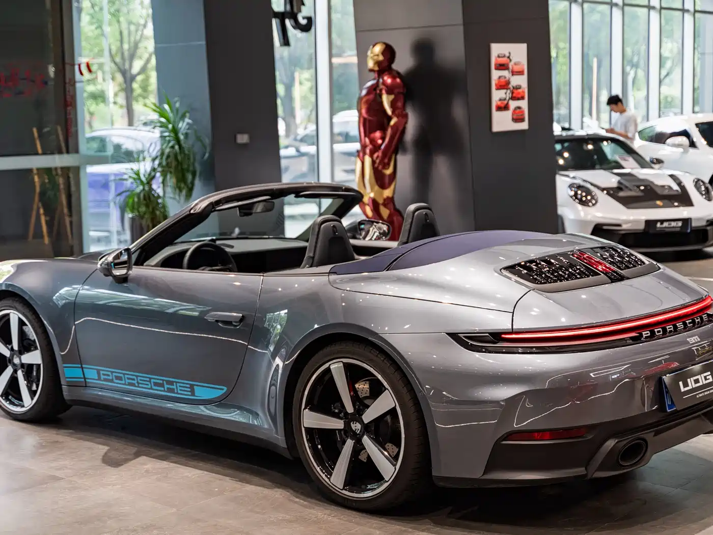 Porsche 911 2025 Carrera Cabriolet 3.0T фото 10