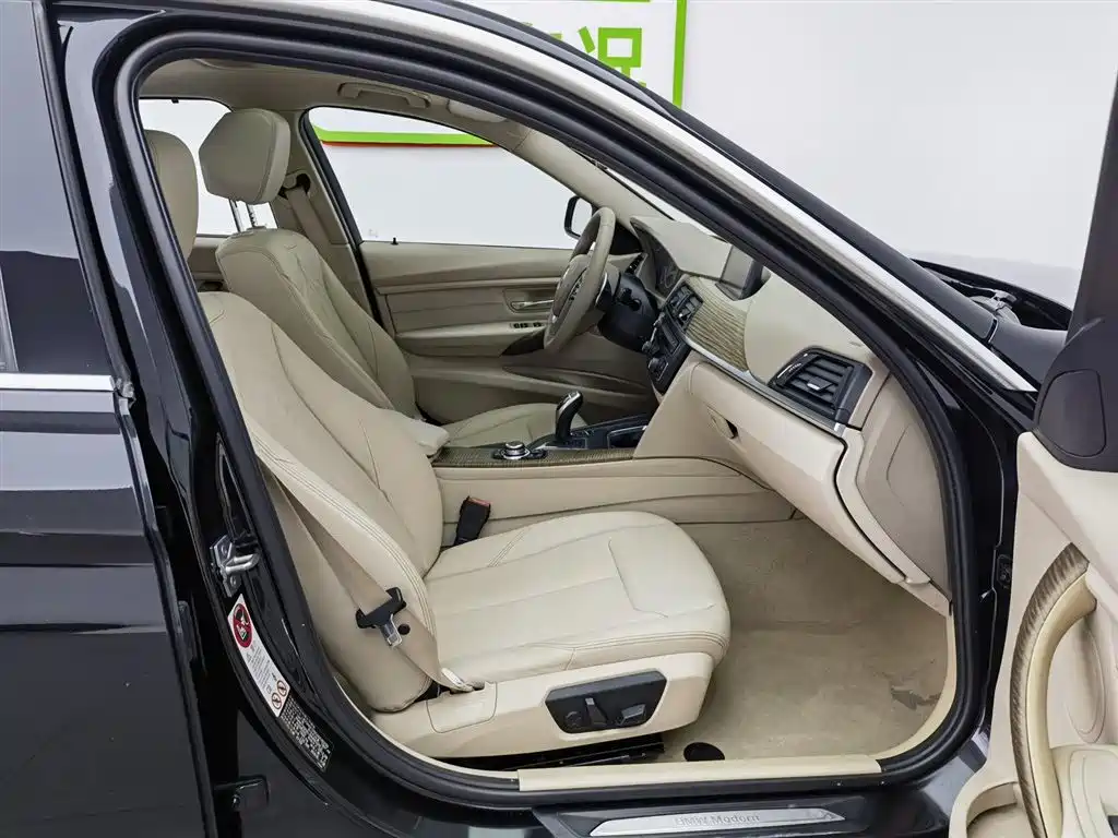 BMW 3 Series 2013 Facelift 320Li Style Design Package фото 23