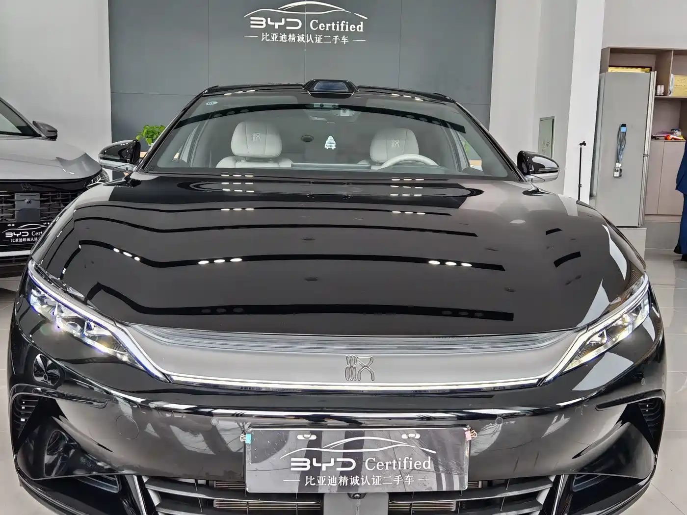 BYD Han 2025 DM-i Smart Driving Edition 125KM LiDAR Flagship фото 2