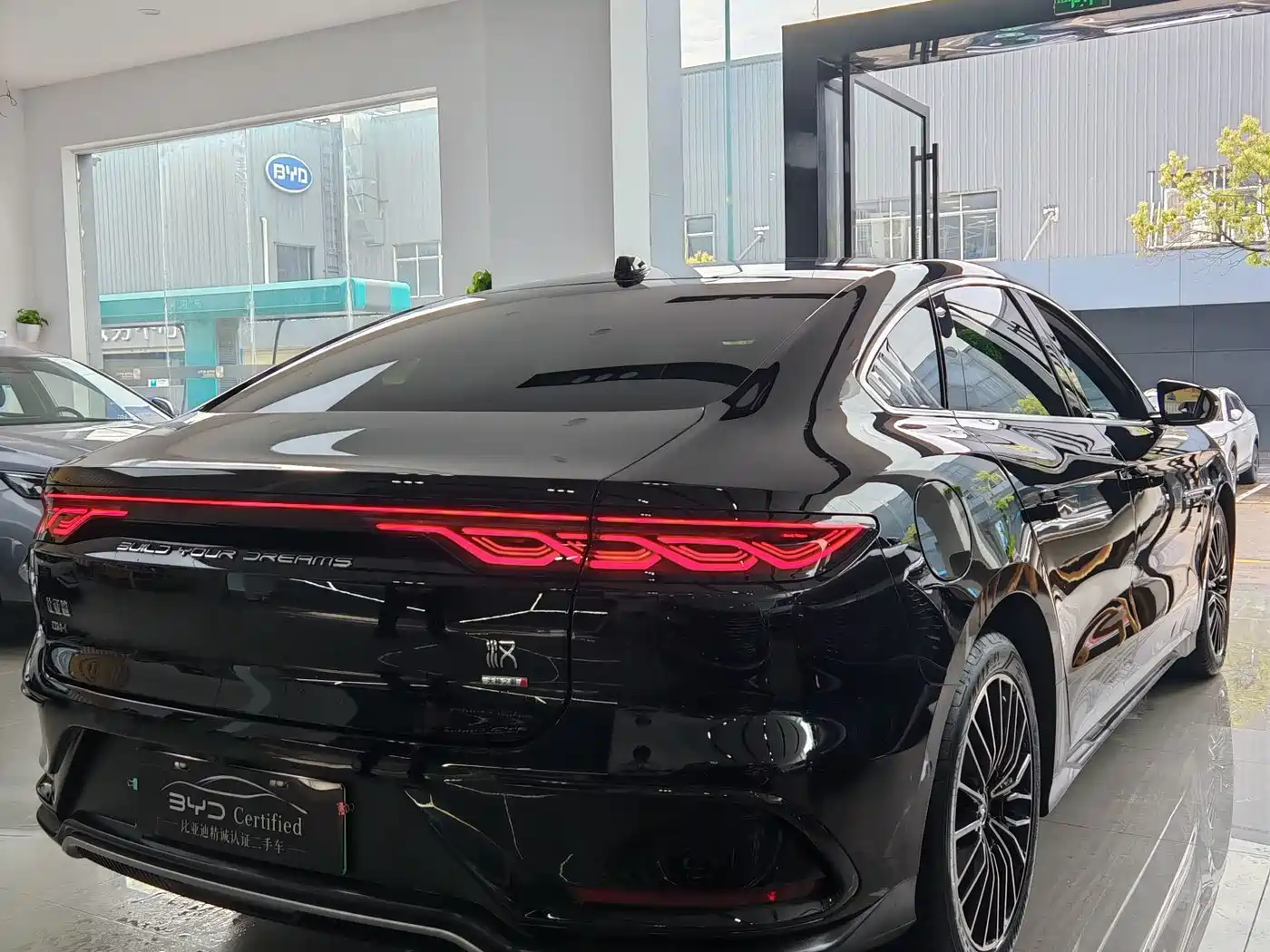 BYD Han 2025 DM-i Smart Driving Edition 125KM LiDAR Flagship фото 9