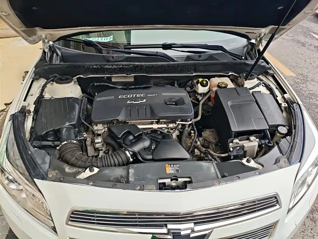 Chevrolet Malibu 2014 2.0L Automatic Luxury фото 20