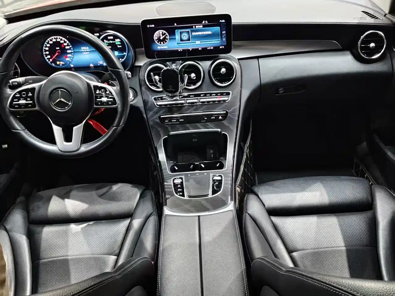 Фото 7 - Mercedes-Benz C-Class