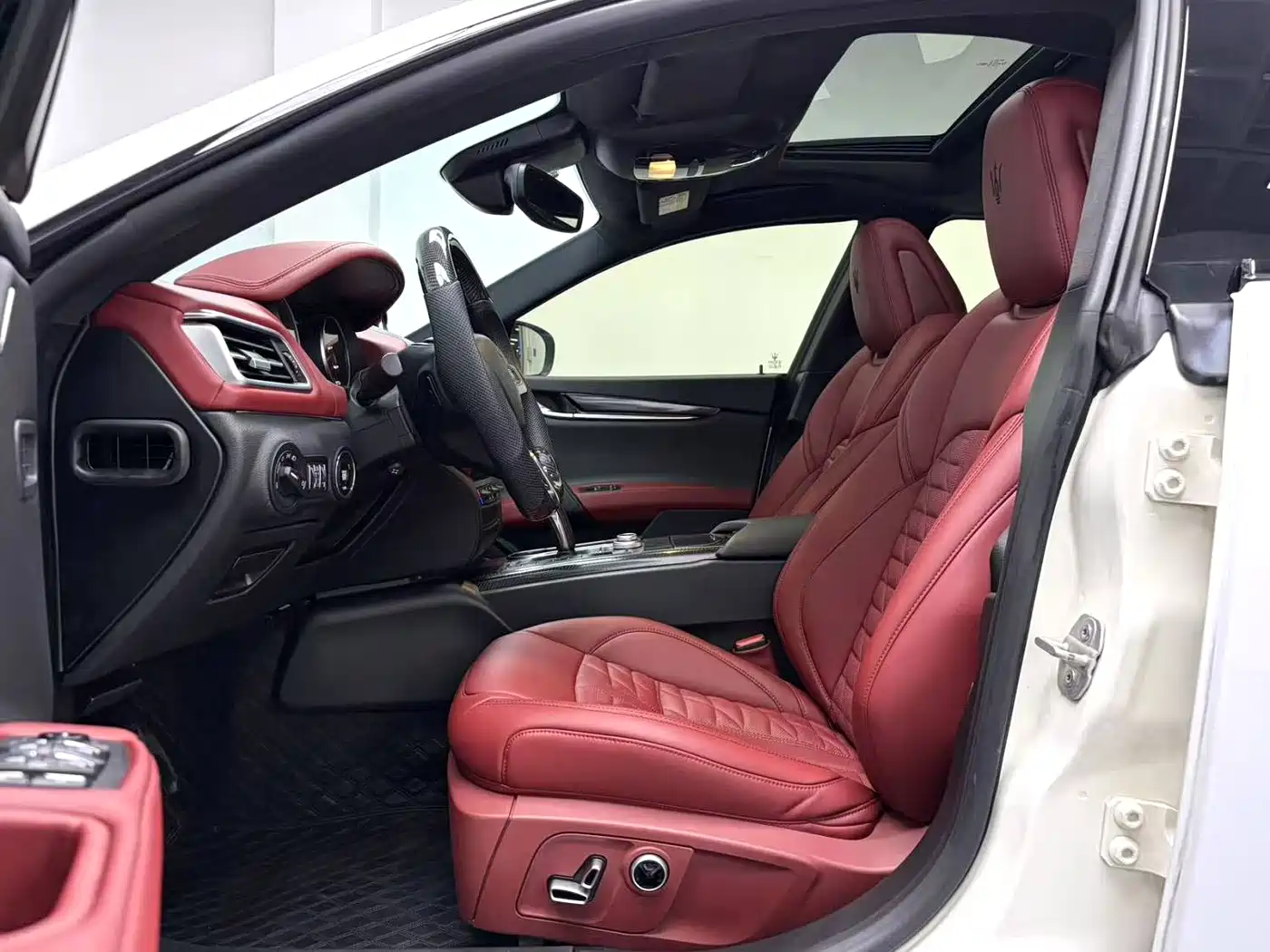Maserati Ghibli 2022 2.0T GT Edge Edition фото 11