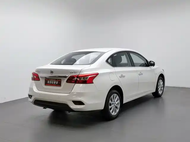 Nissan Sylphy 2022 Classic 1.6XL CVT Premium Edition — фото 2