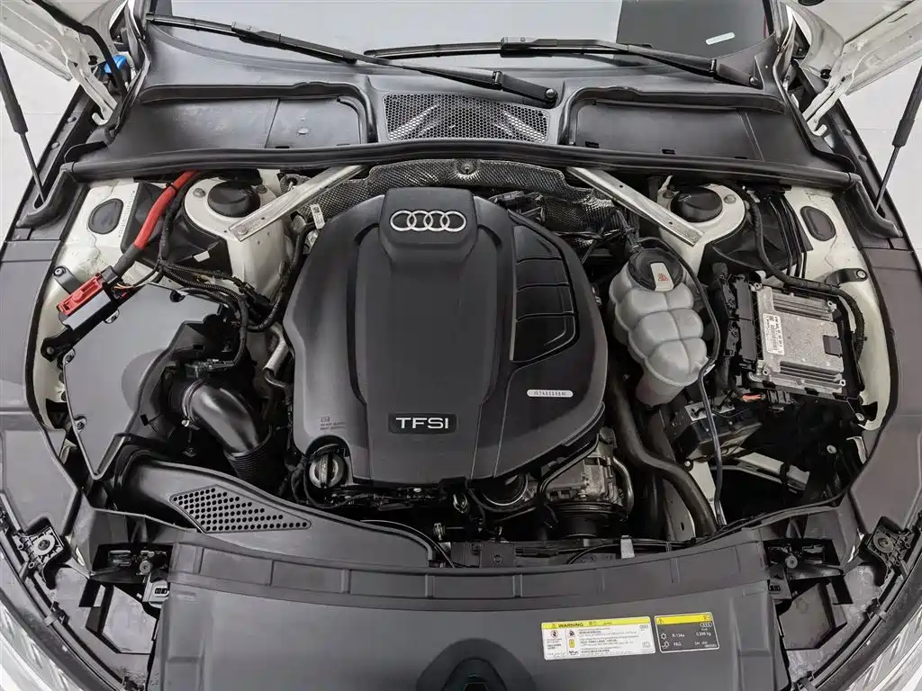 Audi A4L 2020 40 TFSI Luxury Dynamic фото 6