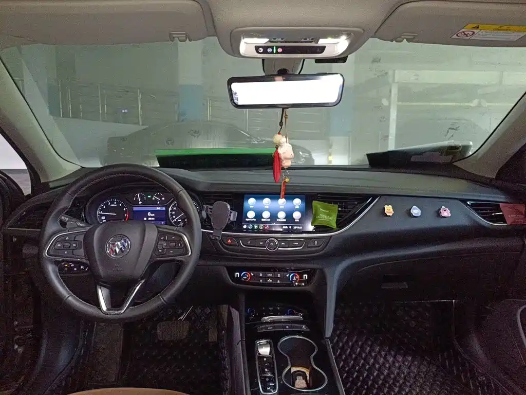 Фото 9 - Buick Regal