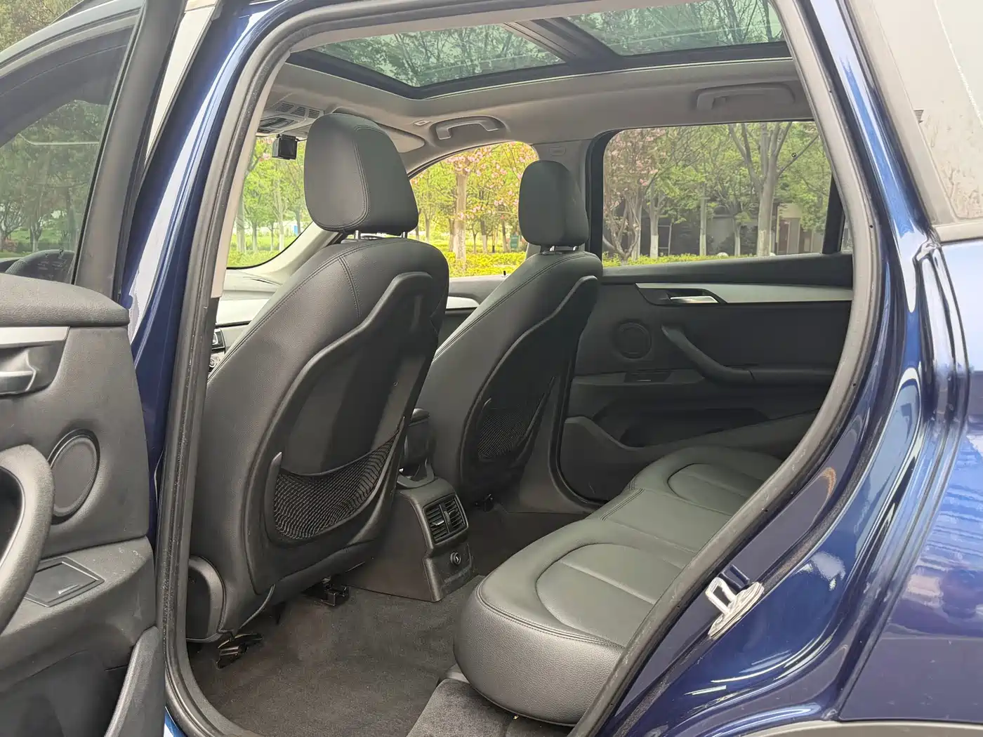 BMW X1 2018 sDrive18Li Fashion Model фото 9