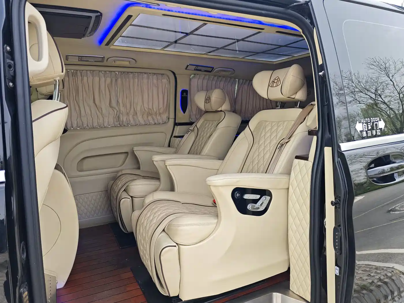 Mercedes-Benz Vito 2018 2.0T Business Edition China VI фото 11