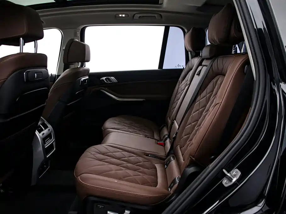 BMW X7 2023 xDrive40i Leading Luxury Package фото 14