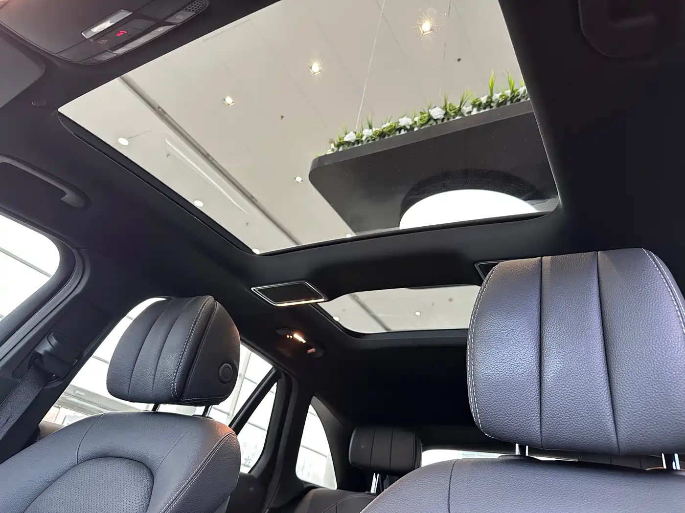 Mercedes-Benz GLC 2020 Facelift GLC 260 L 4MATIC Luxury фото 18