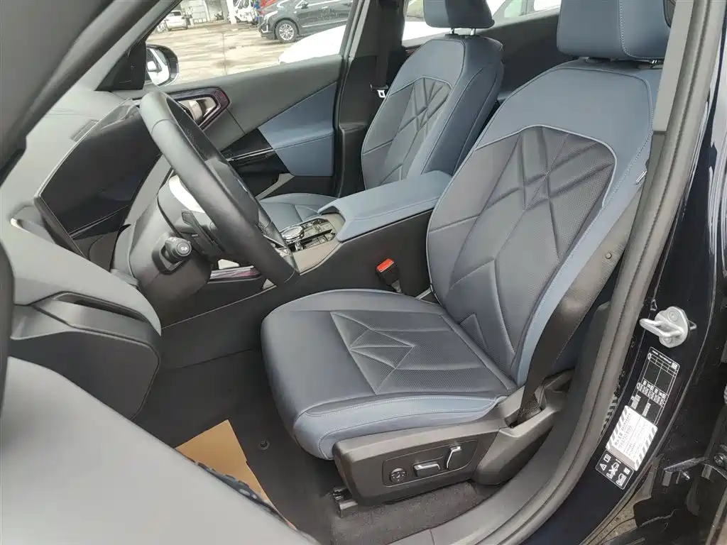 BMW X3 2025 xDrive30L Premium M Sport Package фото 11
