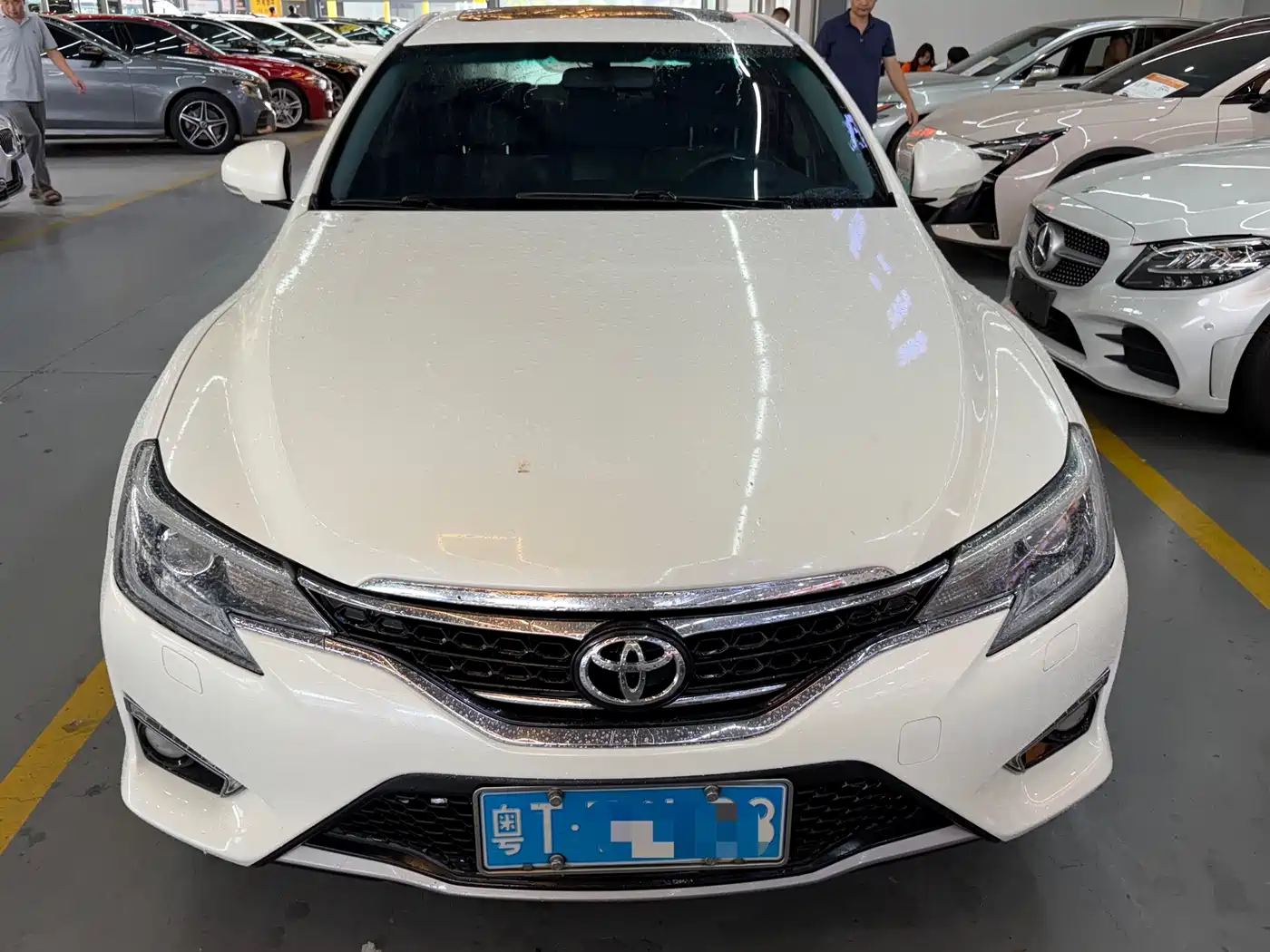 Toyota Reiz 2016 2013 2.5V Premium Edition