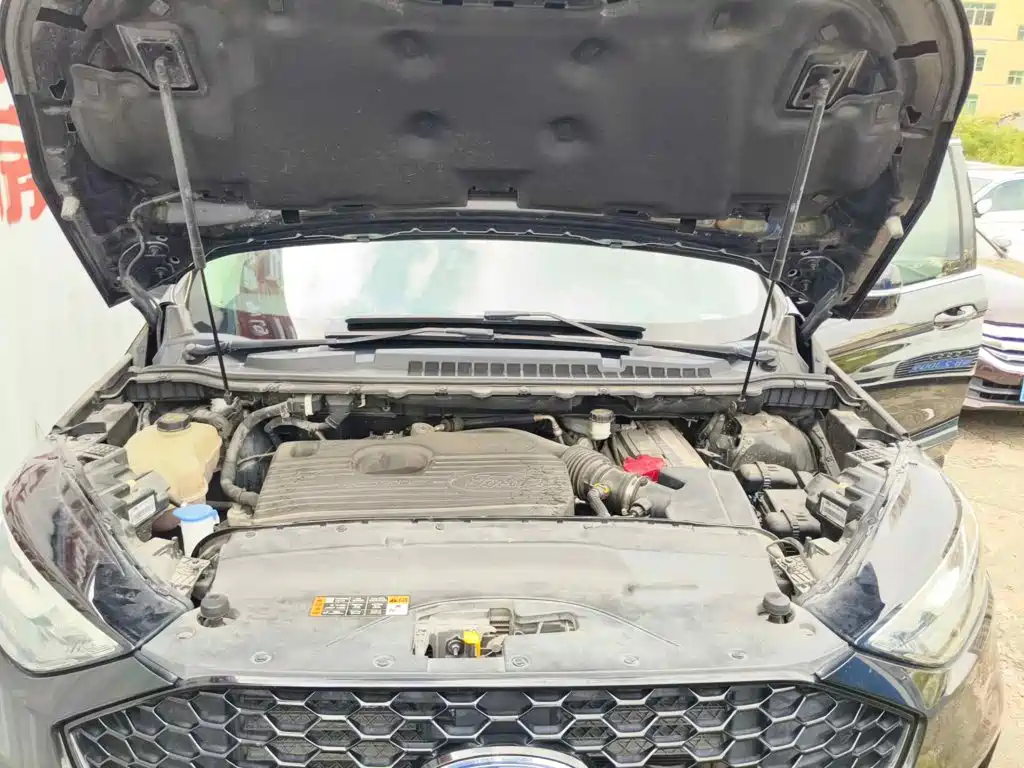 Фото 3 - Ford Edge