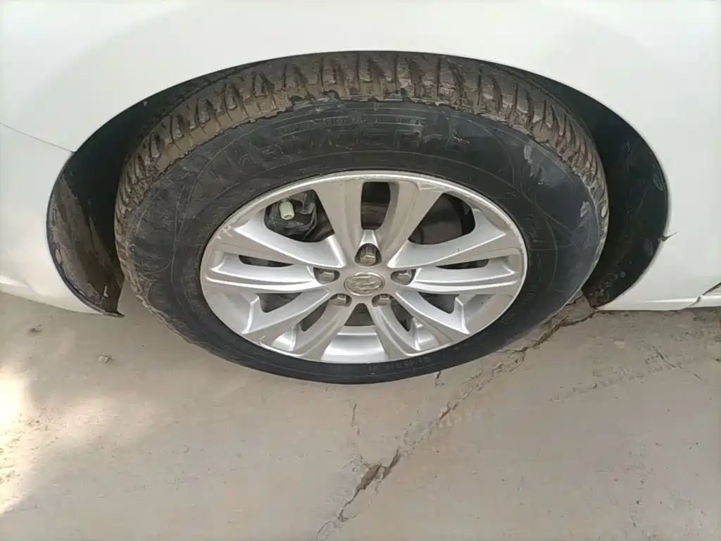 Фото 23 - Buick Excelle