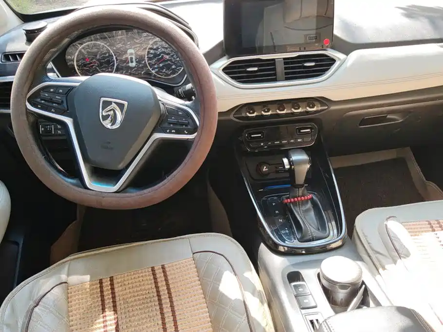 Baojun 530 2018 2018 Model 1.5T DCT Flagship (China V)