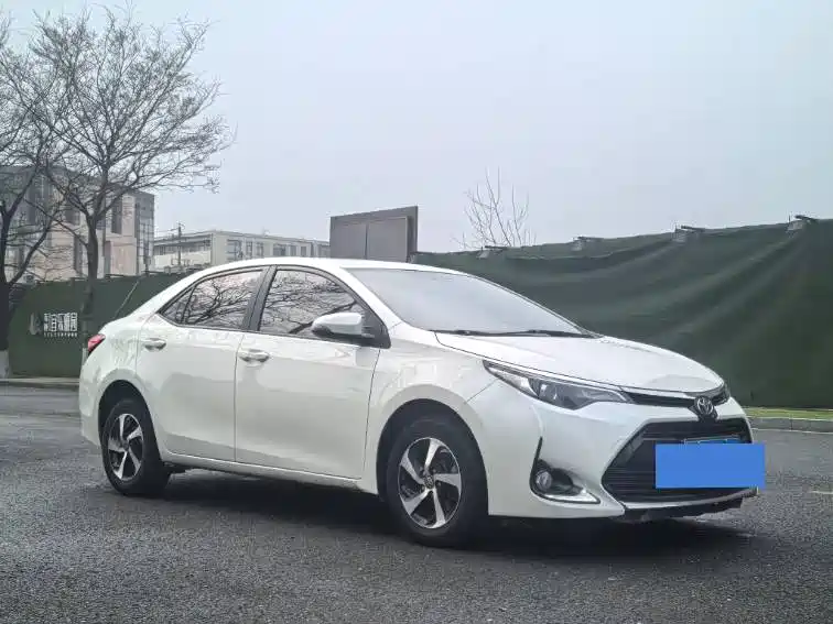 Toyota Levin 2017 Facelift 185T CVT Elite (China V) фото 8