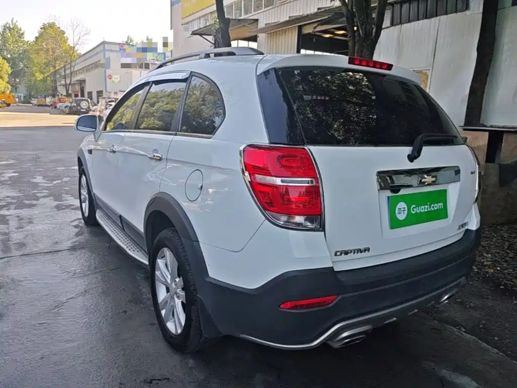 Chevrolet Captiva 2017 2015 2.4L AWD Flagship 7-Seater