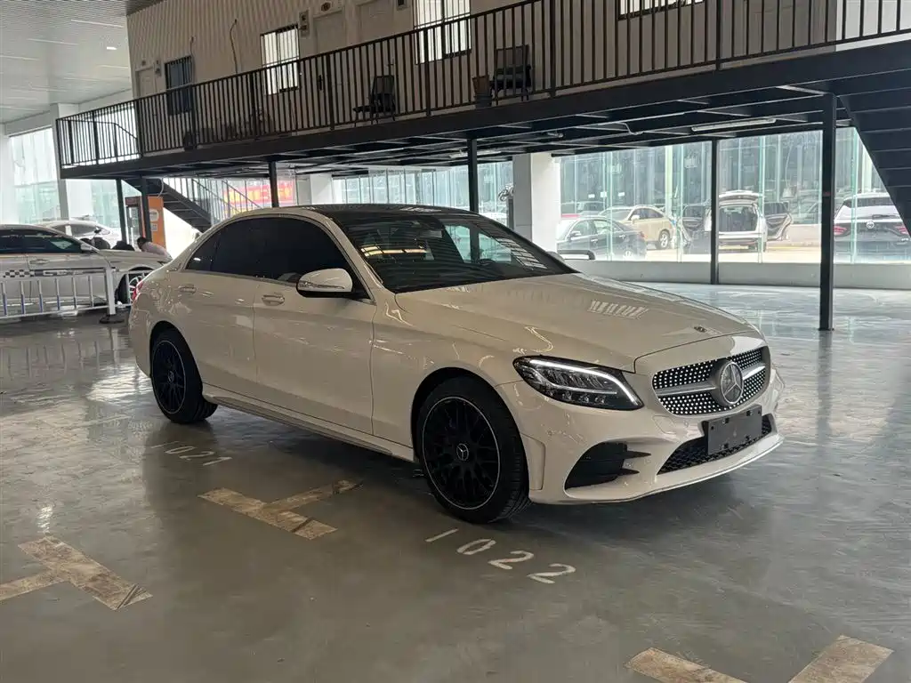 Mercedes-Benz C-Class 2019 C 260 L Sport фото 3