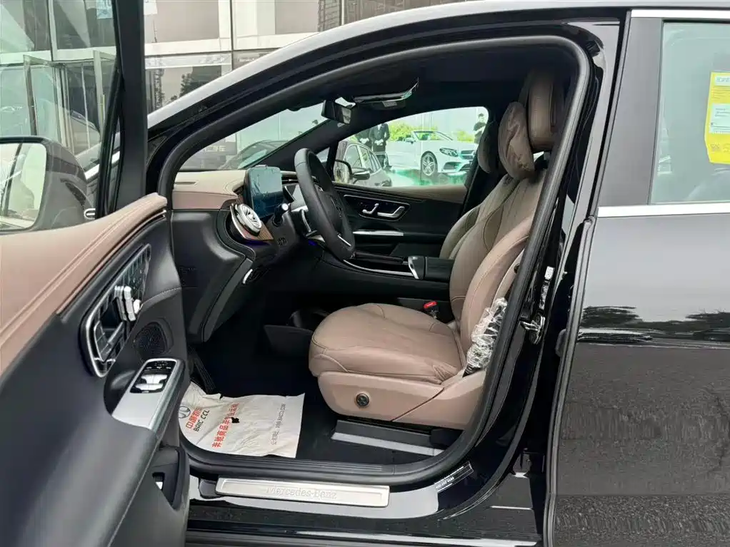 Mercedes-Benz EQE SUV 2026 2024 500 4MATIC Pioneer Edition