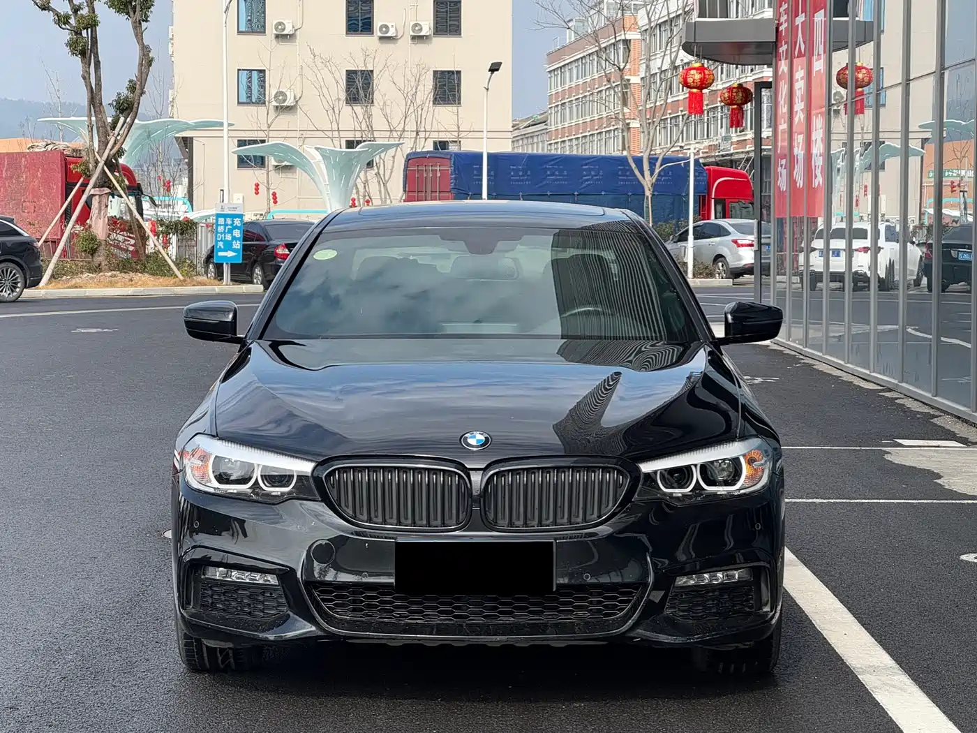 BMW 5 Series 2018 525Li M Sport Package фото 2
