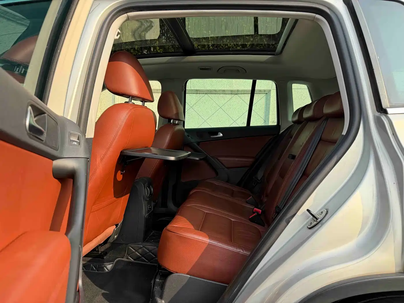 Volkswagen Tiguan 2012 2.0TSI Comfort фото 7