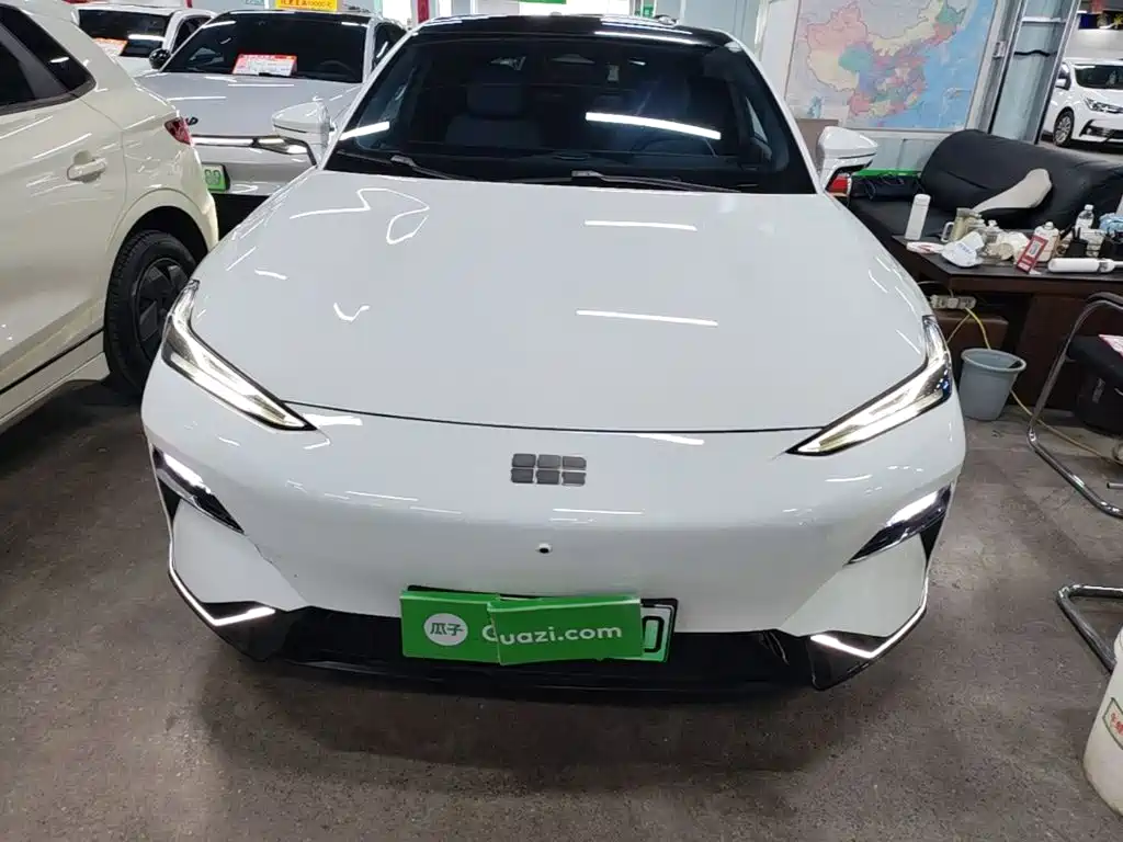Geely Galaxy Galaxy E8 2024 2024 665km RWD Starship Voyager Edition