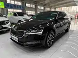 Photo 1 - Škoda Superb