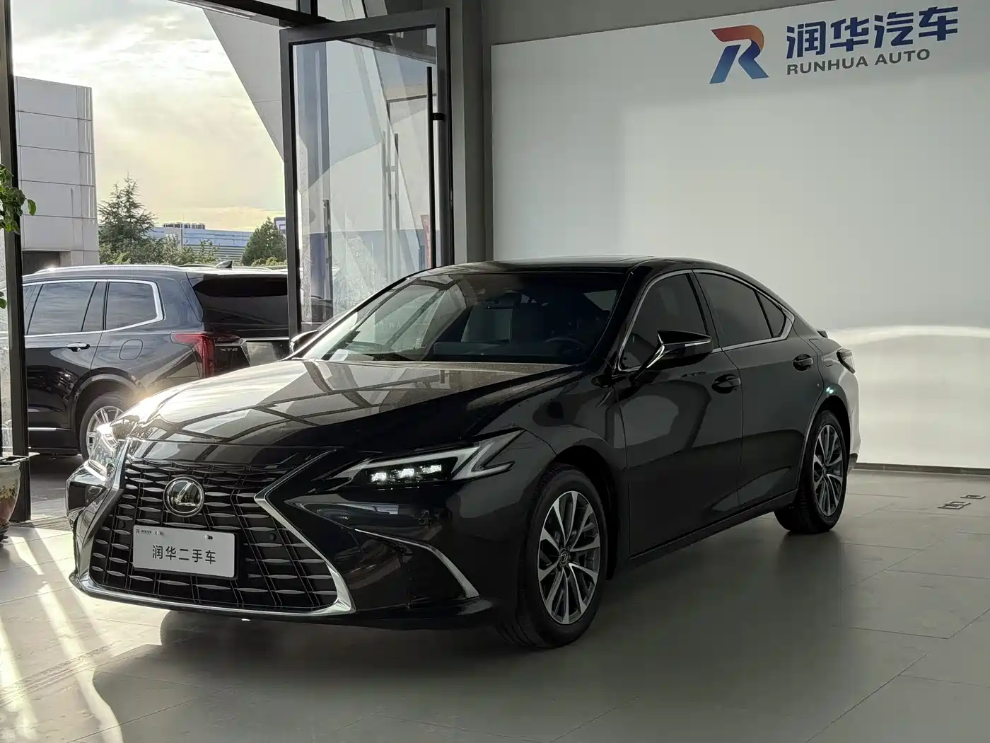 Lexus ES 2025 2025 300h Ultimate Edition