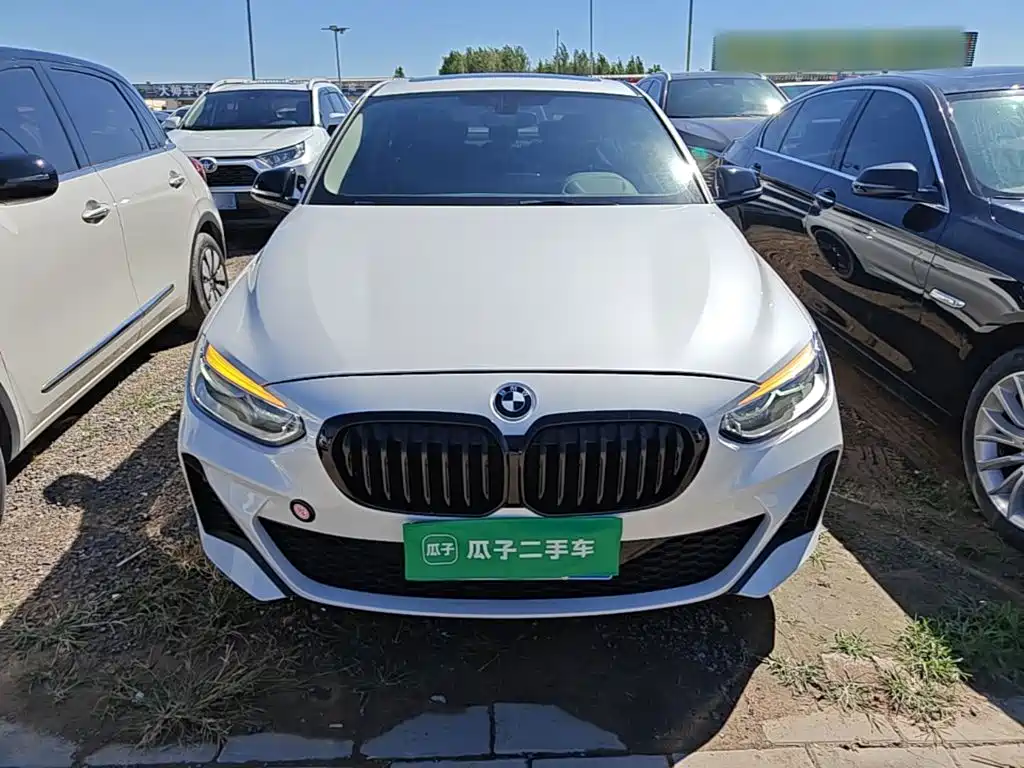 Фото 3 - BMW 1 Series