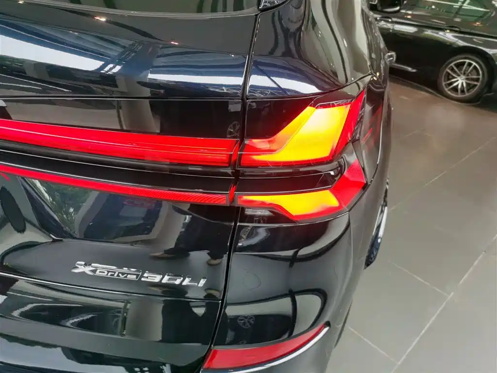 BMW X5 2023 xDrive 30Li Premium M Sport Package фото 24