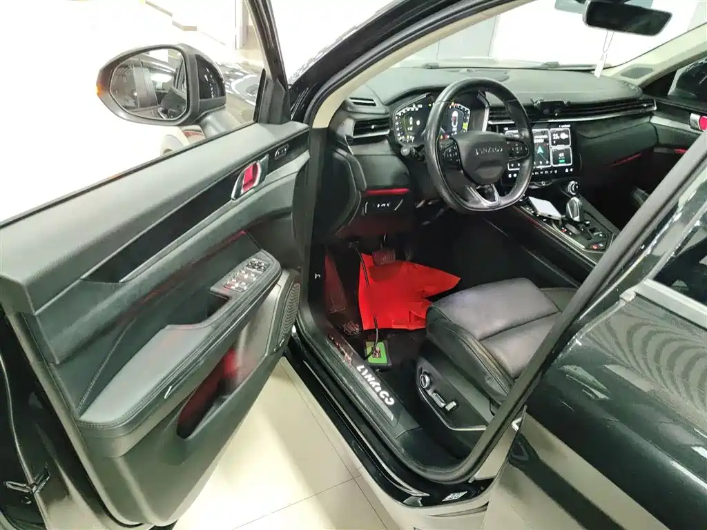 Lynk & Co 01 2021 2.0TD 2WD Pro фото 9
