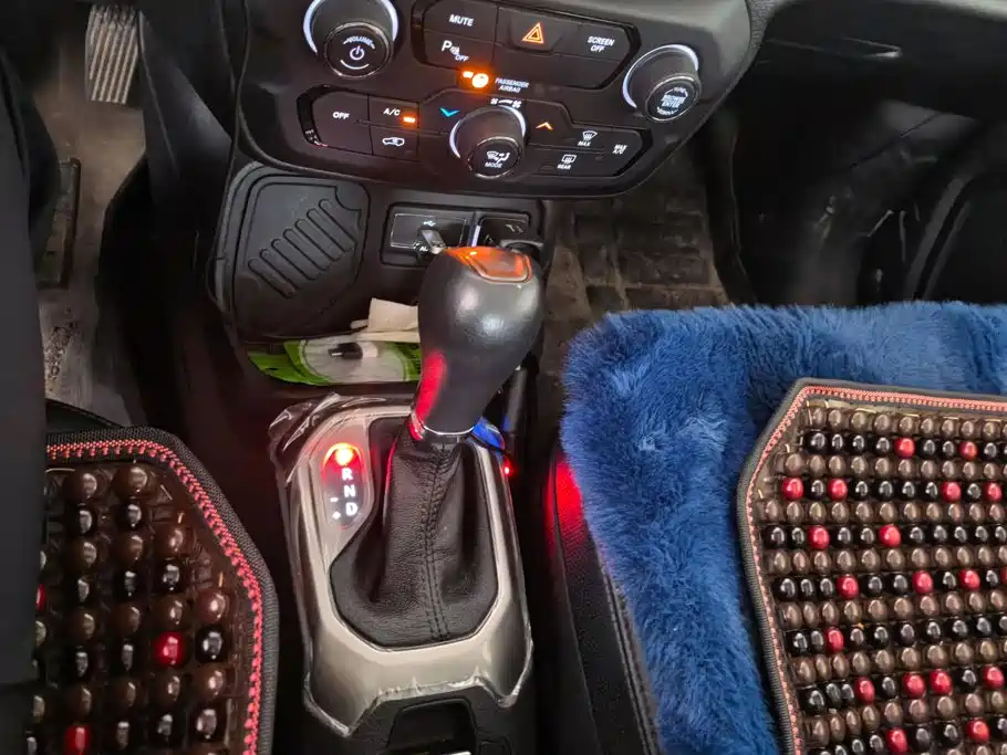 Jeep Renegade 2020 2019 220T Automatic Elite