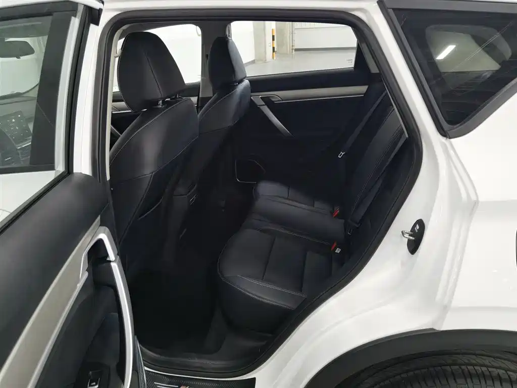 GEELY AUTOMOBILE BINYUE