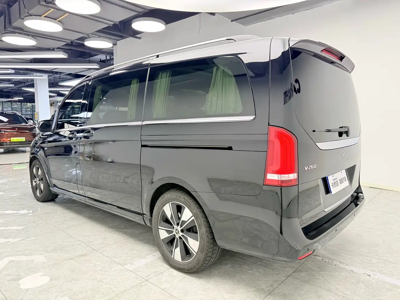 Mercedes-Benz V-Class 2022 V 260 Prestige Edition фото 4