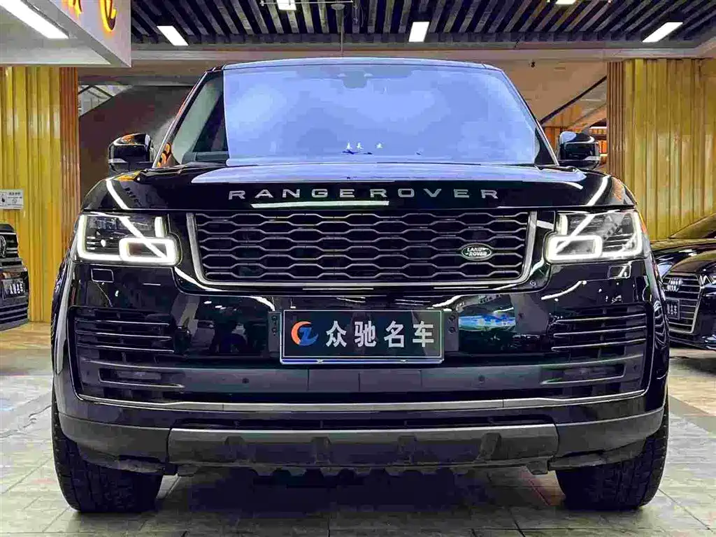 Land Rover Range Rover 2018 3.0 SC V6 Golden Age Edition фото 2