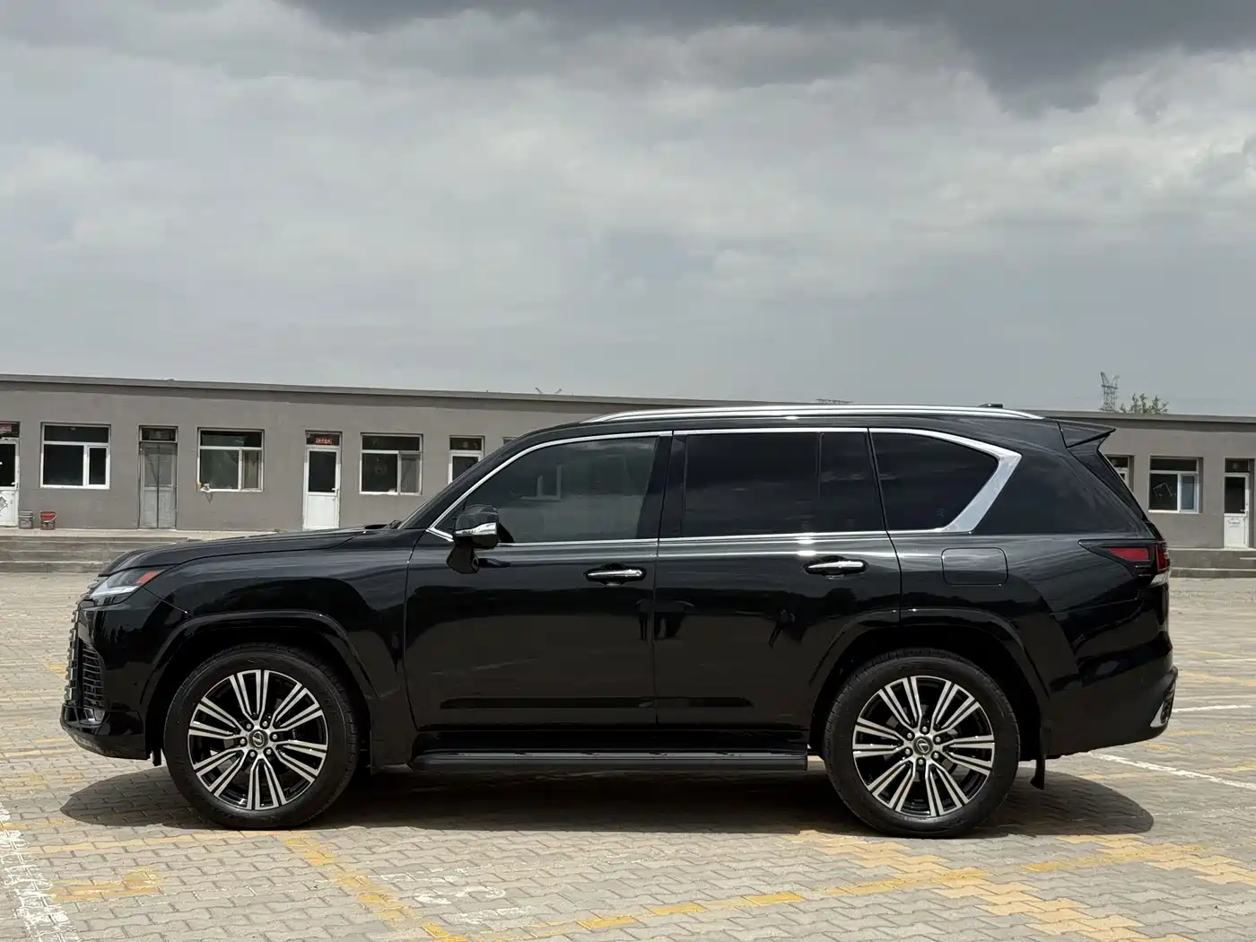 2026 Lexus LX