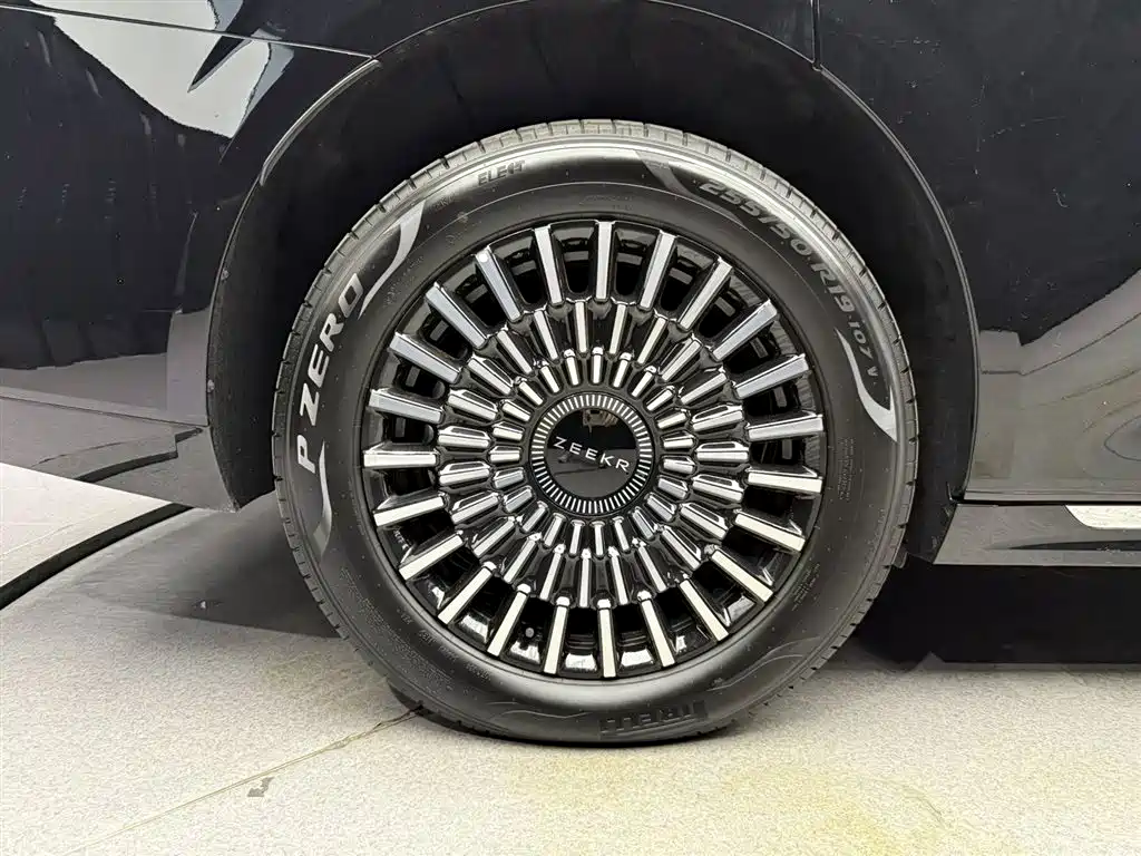 ZEEKR EXTREME KRYPTON 009