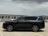 Фото 2 - Lexus LX