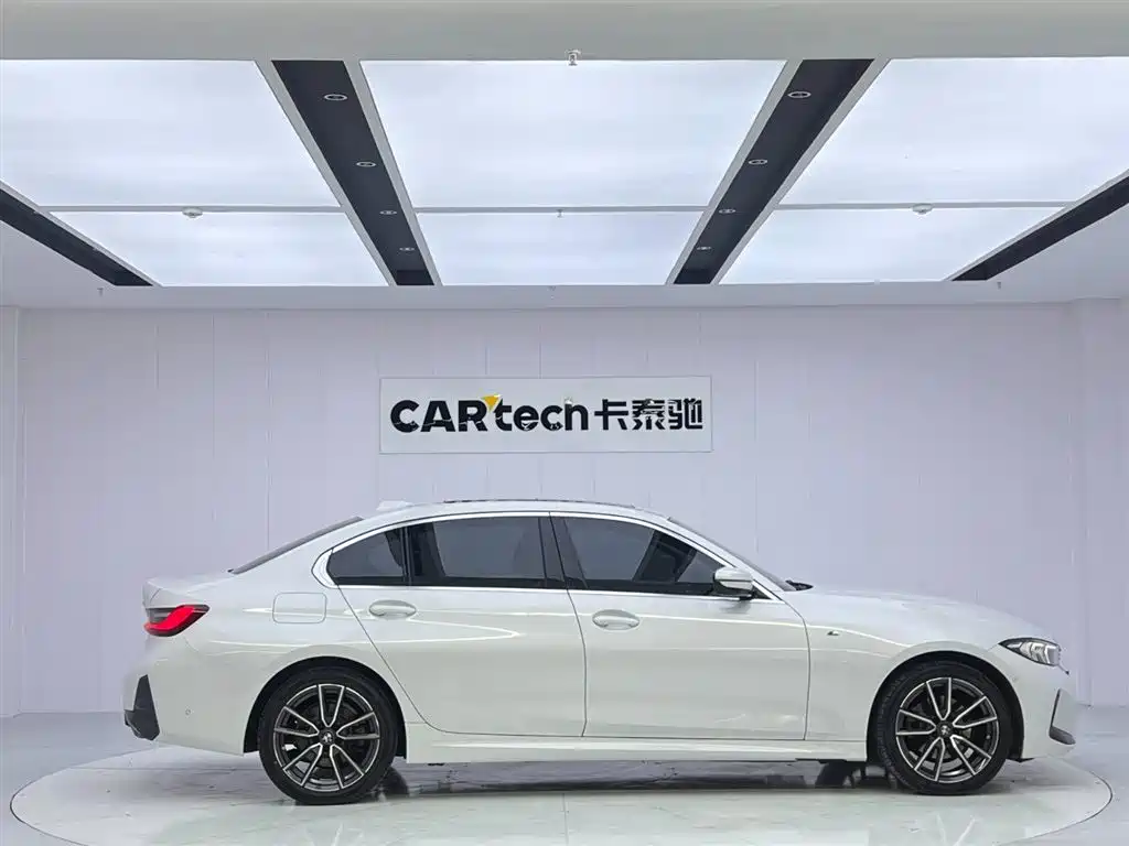 BMW 3 Series 2023 325i M Sport Package фото 6