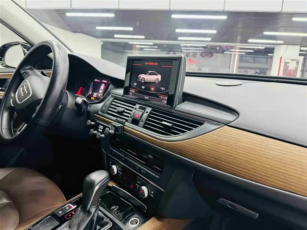 Audi A6L 2018 30th Anniversary 30 FSI Style фото 27