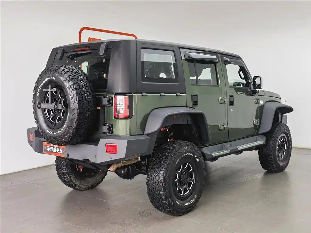 BAIC ORV Beijing Offroad BJ40 2024 Model 2.3T Rainforest Edition фото 2