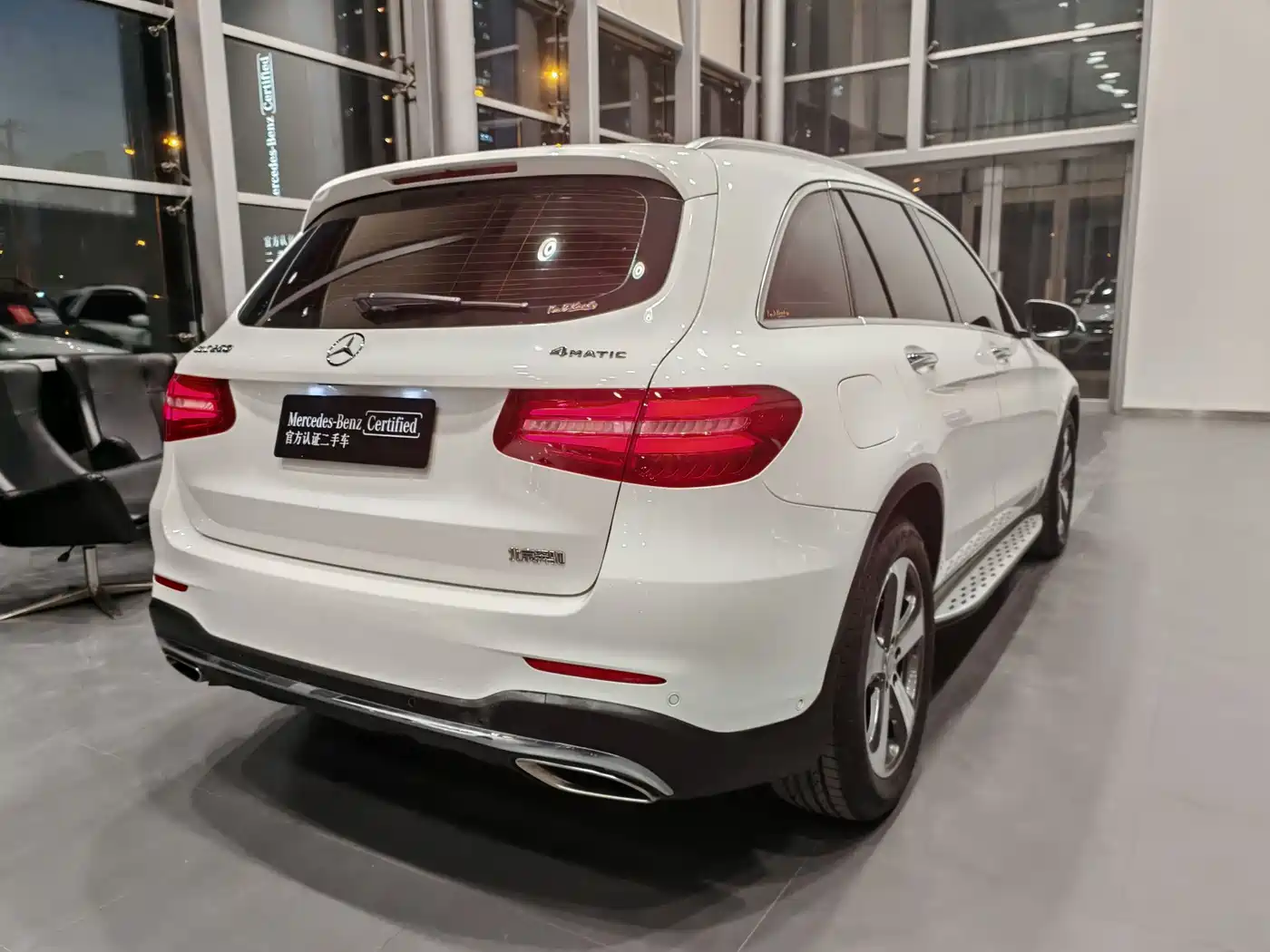 Mercedes-Benz GLC 2017 GLC 260 4MATIC Luxury фото 16