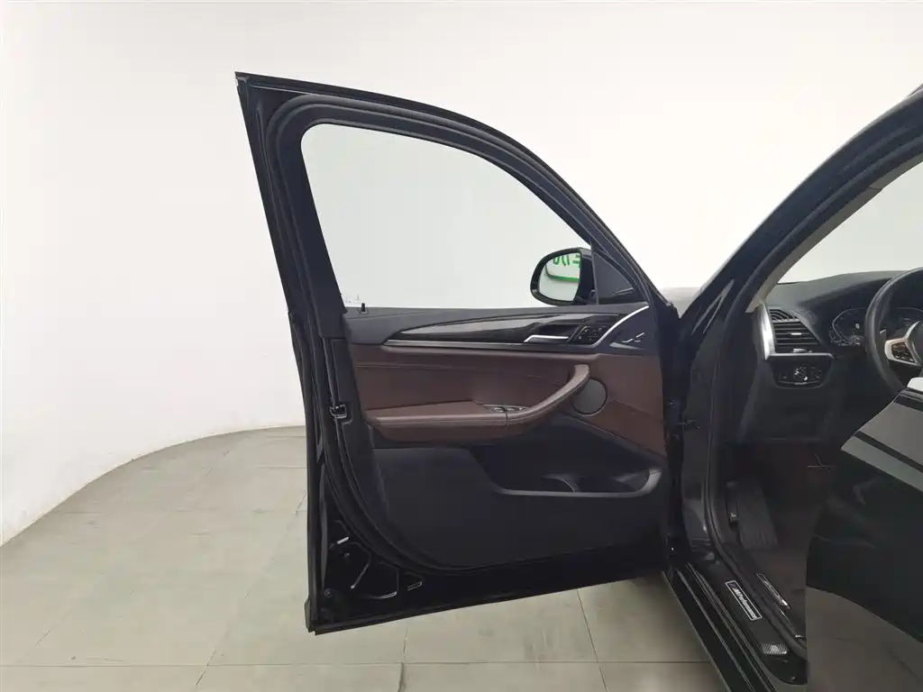BMW X3 2021 xDrive30i Leading M Sport Package фото 8